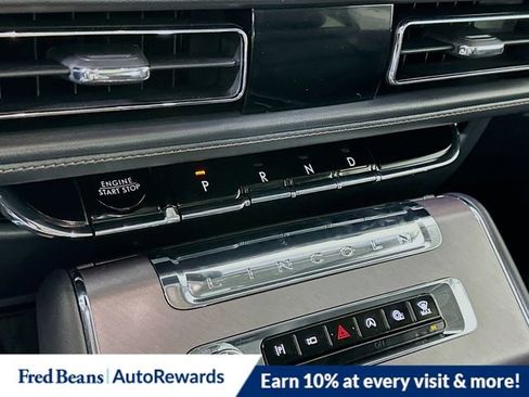 New 2025 Lincoln Aviator AWD w/ Equipment Group 101A image 13
