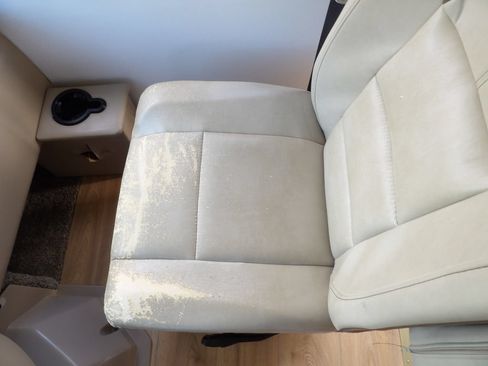 Used 2017 Ford E-450 and Econoline 450 Super Duty w/ A/C Prep Package RWD image 23