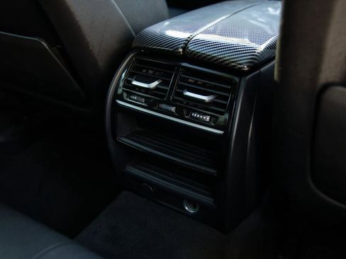Used 2018 BMW 530i xDrive AWD/4WD image 32