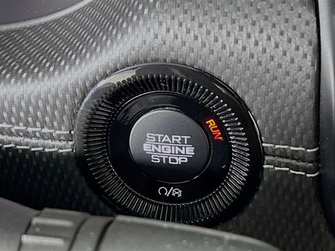 Used 2022 Jeep Compass Altitude image 23