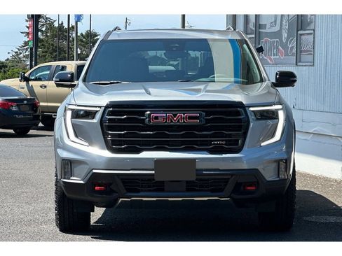 New 2026 GMC Acadia AT4 w/ LPO, Floor Liner Package AWD/4WD image 6