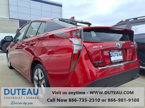 Used 2017 Toyota Prius Four Touring image 3