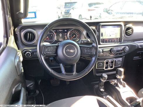 Used 2021 Jeep Wrangler Unlimited Sport AWD/4WD image 12