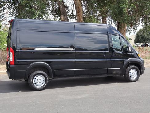 Used 2023 RAM ProMaster 2500 FWD image 4