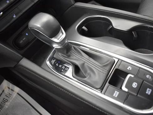 Used 2020 Hyundai Santa Fe SEL w/ Convenience + Premium Package FWD image 33