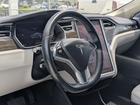 Used 2014 Tesla Model S P85 RWD image 11