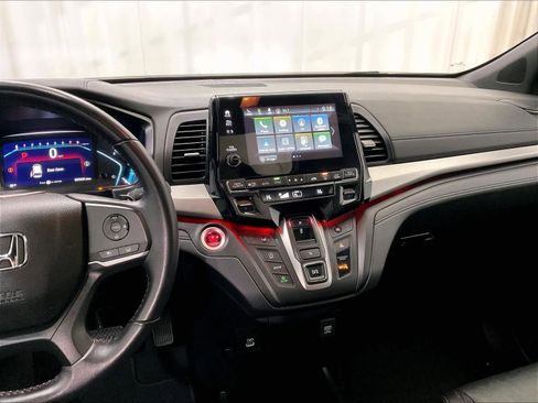 Used 2023 Honda Odyssey Sport image 19
