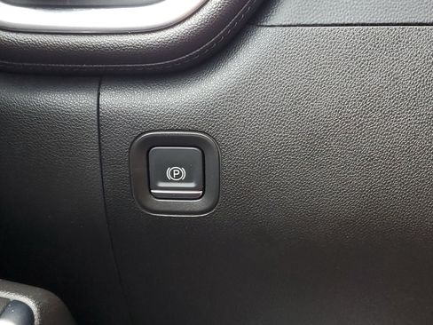 Used 2019 Chevrolet Silverado 1500 RST w/ All-Star Edition image 26