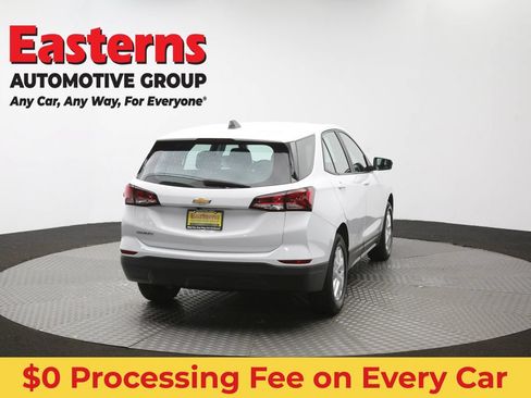 Used 2022 Chevrolet Equinox LS FWD image 37