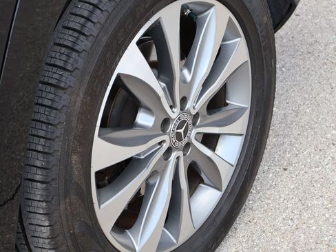 Used 2013 Mercedes-Benz GL 450 4MATIC image 42