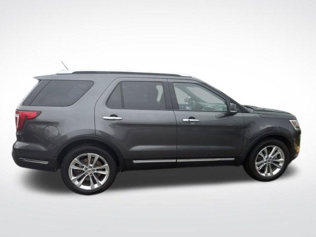 Used 2018 Ford Explorer Limited w/ Equipment Group 301A FWD image 19