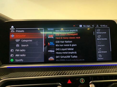 Used 2023 BMW X6 M50i w/ Executive Package image 29