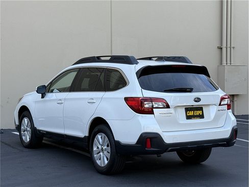 Used 2019 Subaru Outback 2.5i Premium AWD/4WD image 4