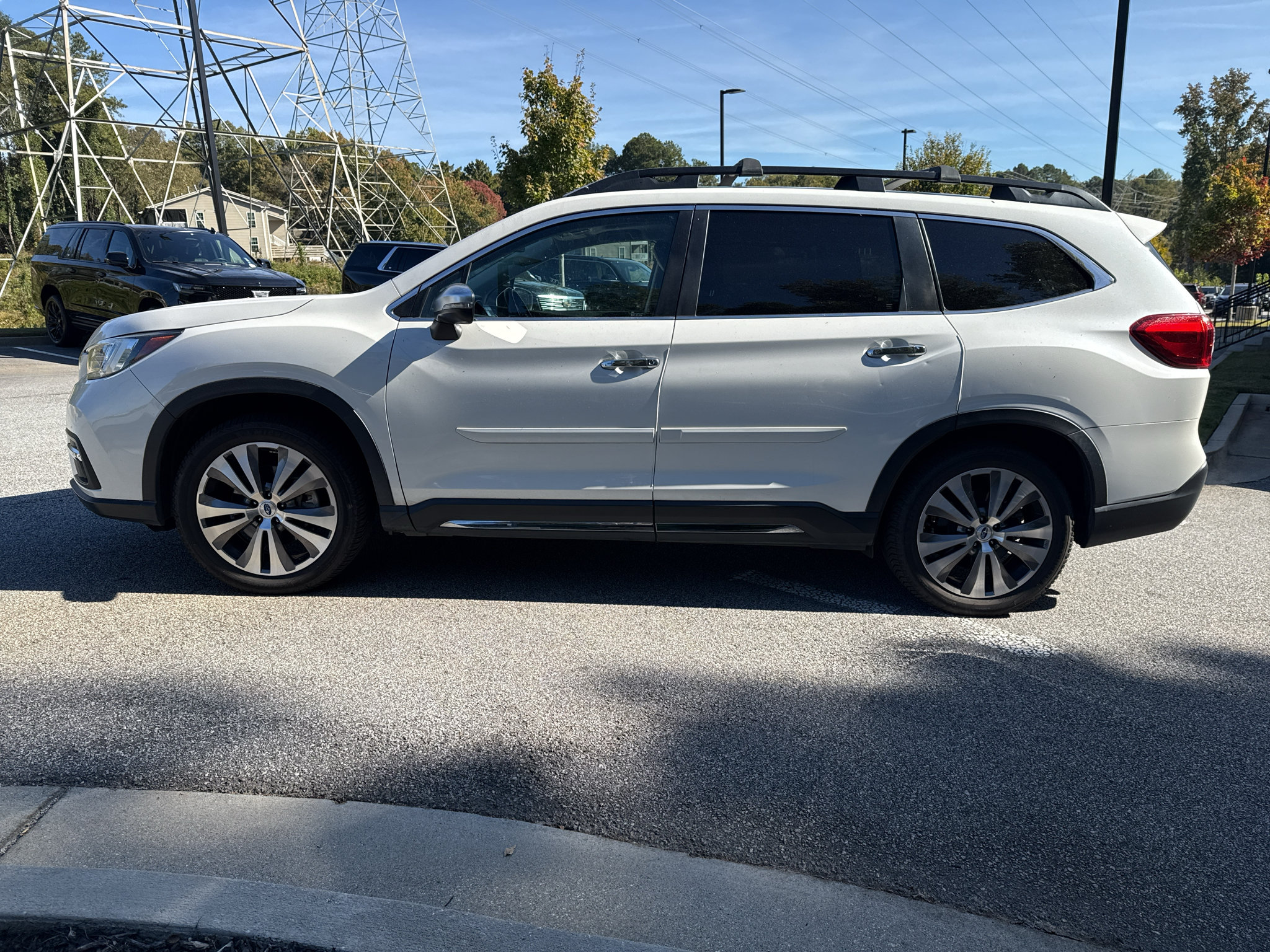 Used 2019 Subaru Ascent Touring AWD/4WD image 8