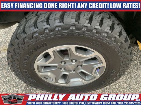 Used 2015 Jeep Wrangler Unlimited Rubicon w/ Max Tow Package AWD/4WD image 37
