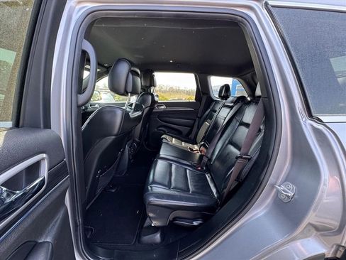 Used 2019 Jeep Grand Cherokee Limited image 12
