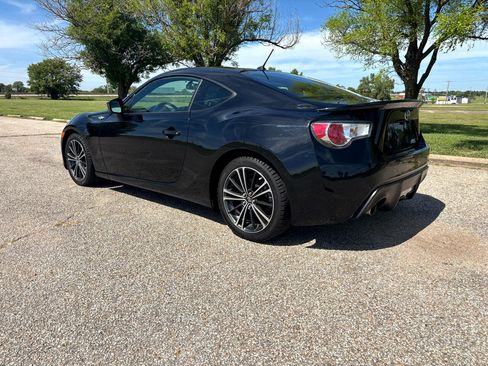 Used 2013 Scion FR-S 2dr Cpe Man (Natl) image 6