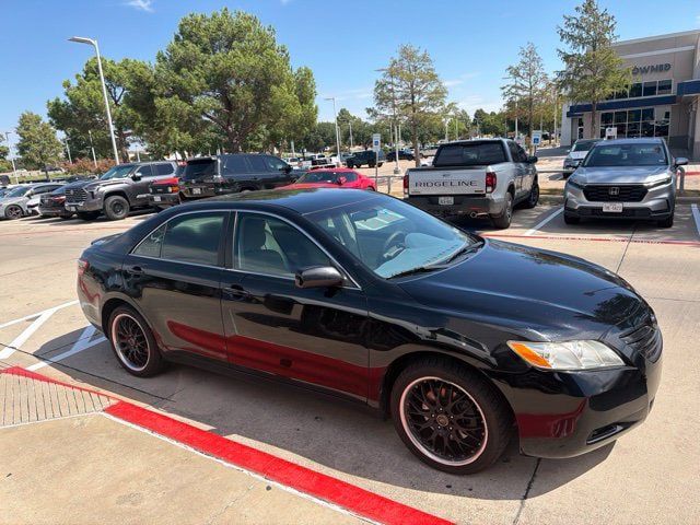 Used 2007 Toyota Camry XLE FWD image 4