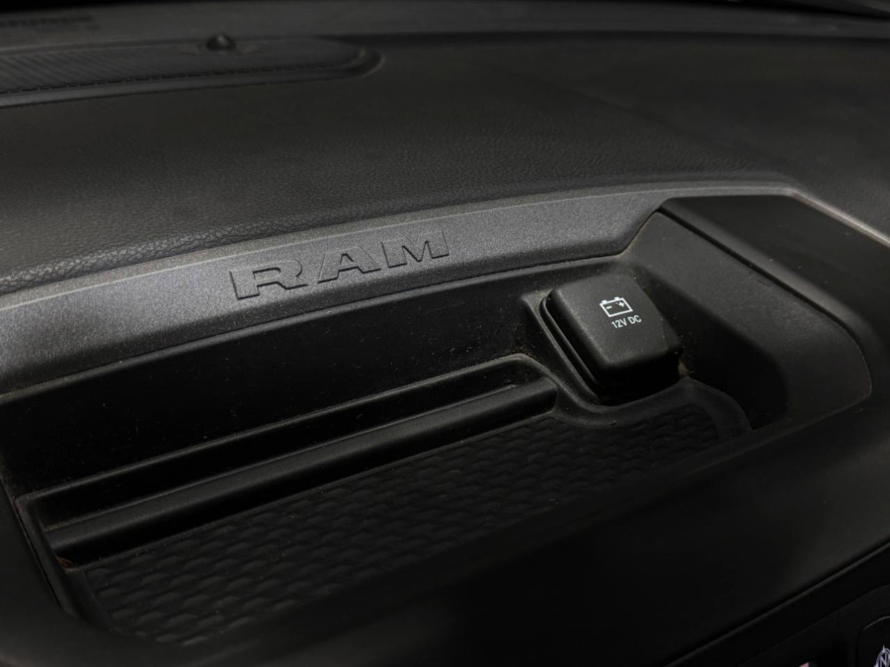 Used 2022 RAM 2500 Tradesman AWD/4WD image 33