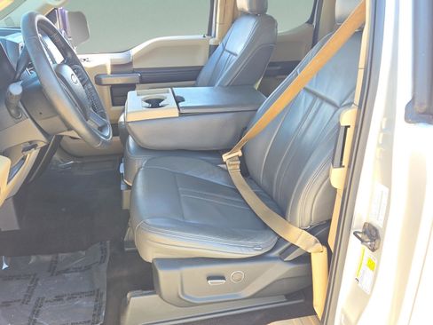 Used 2016 Ford F150 XLT w/ Equipment Group 301A Mid RWD image 9