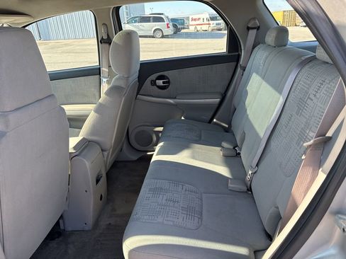Used 2006 Chevrolet Equinox LS image 19
