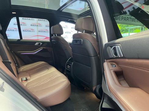 Used 2021 BMW X5 M50i w/ Premium Package image 39