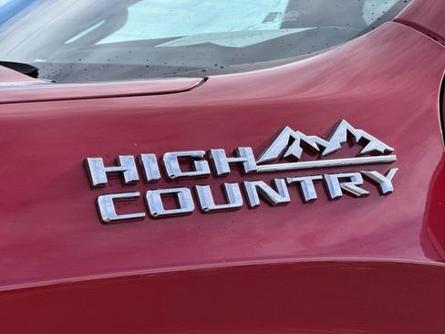 Used 2024 Chevrolet Silverado 1500 High Country w/ High Country Premium Package image 29
