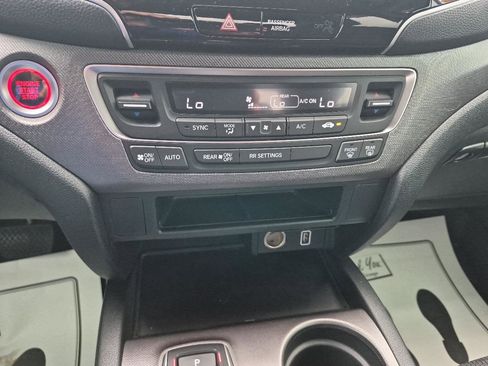 Used 2023 Honda Ridgeline Sport image 22