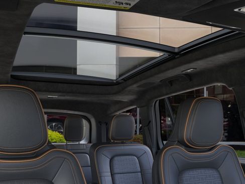 New 2026 Lincoln Aviator Black Label w/ Jet Appearance Package AWD/4WD image 22