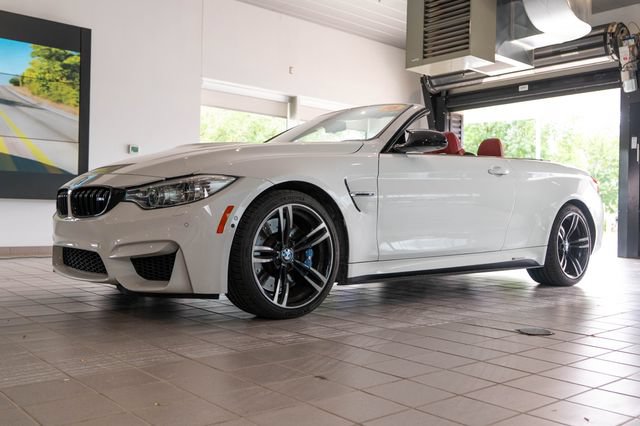 Used 2016 BMW M4 Convertible RWD image 4