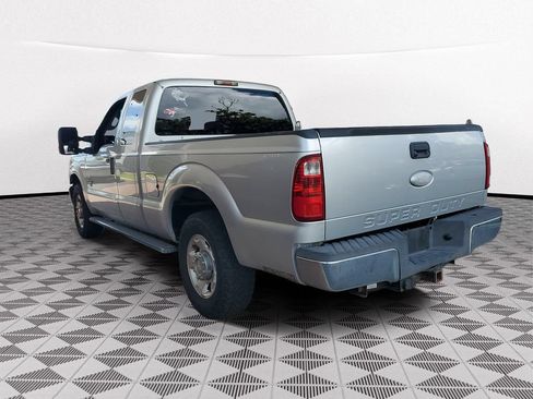 Used 2011 Ford F250 XLT w/ XLT Interior Pkg RWD image 4