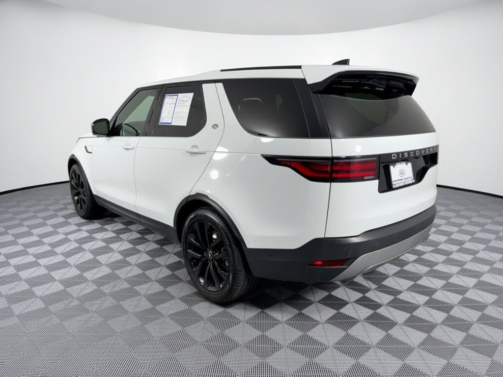 Used 2026 Land Rover Discovery S AWD/4WD image 3
