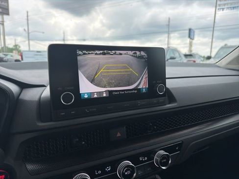 Used 2024 Honda CR-V EX image 17