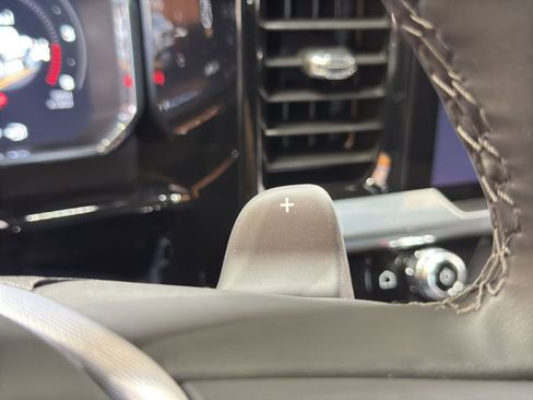 New 2026 GMC Sierra 1500 SLT w/ SLT Premium Plus Package image 29