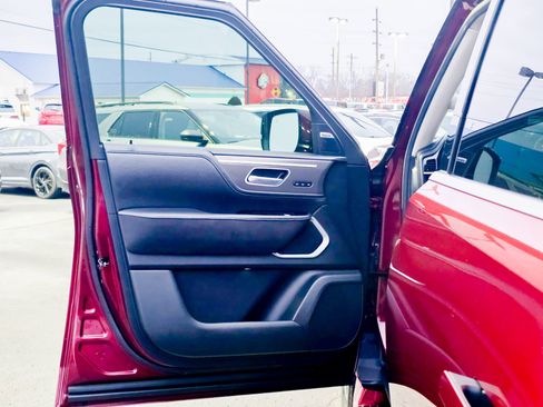 Used 2025 INFINITI QX80 Luxe image 33