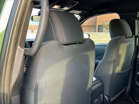 Used 2023 Nissan Frontier Pro-X image 12