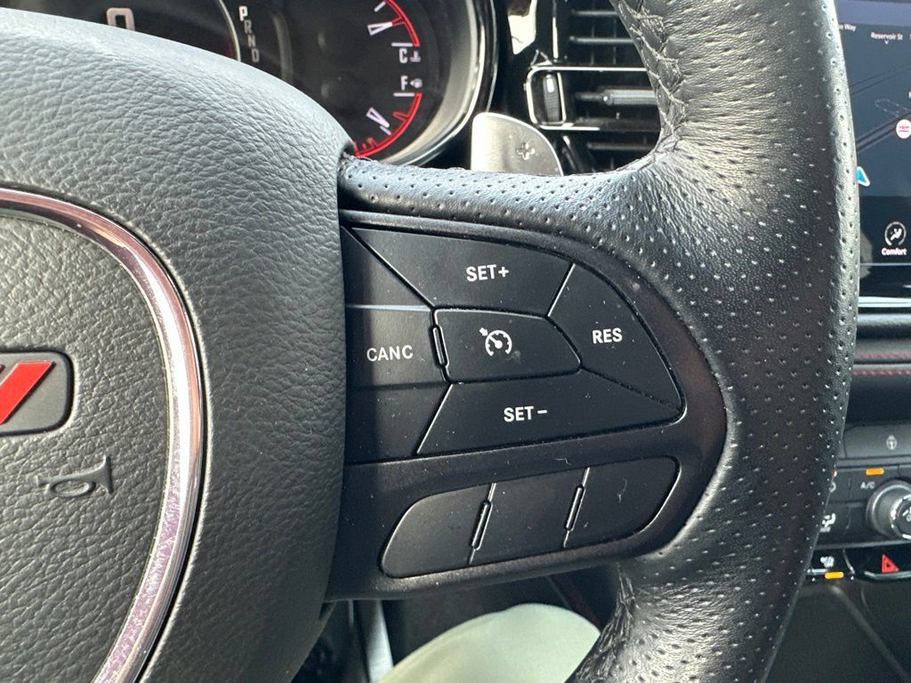 Used 2025 Dodge Durango GT AWD/4WD image 24