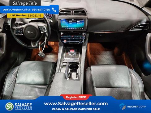 Used 2019 Jaguar F-PACE S AWD/4WD image 11