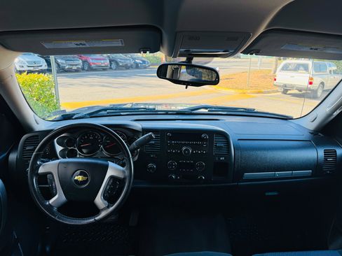 Used 2011 Chevrolet Silverado 1500 LT w/ All-Star Edition image 39