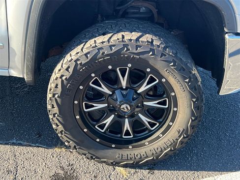 Used 2017 GMC Sierra 1500 SLT w/ SLT Premium Package image 15