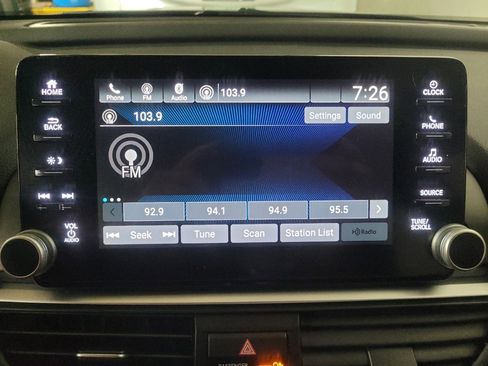 Used 2018 Honda Accord EX-L image 25
