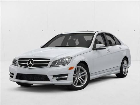 Used 2014 Mercedes-Benz C 250 Sedan image 1