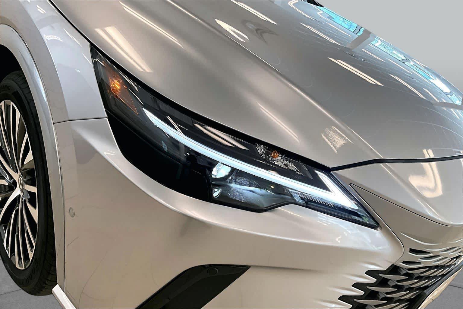 Used 2026 Lexus RX 350 Premium Plus w/ Convenience Package AWD/4WD image 25