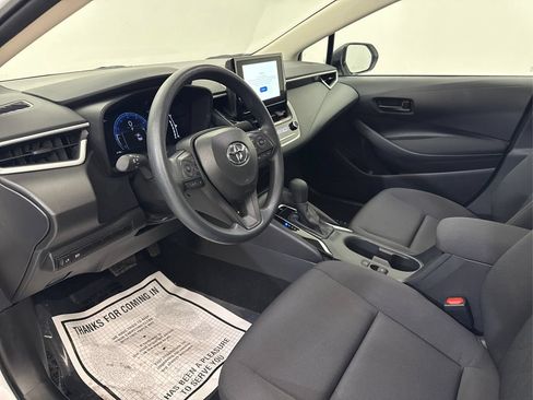 Used 2026 Toyota Corolla LE FWD image 26
