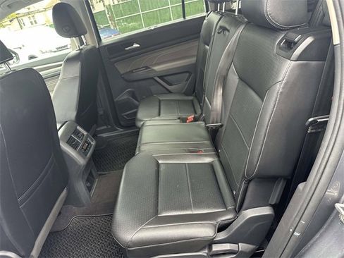 Used 2022 Volkswagen Atlas SE image 19