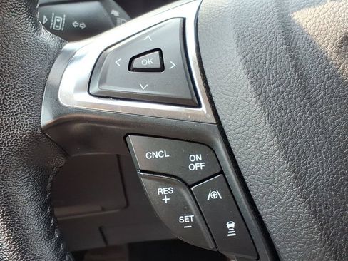 Used 2023 Ford Edge Titanium w/ Equipment Group 301A AWD/4WD image 23