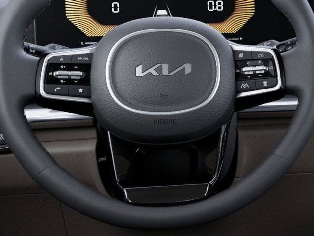 Used 2026 Kia Carnival FWD image 22