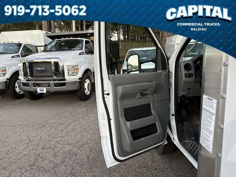 New 2025 Ford E-350 and Econoline 350 Super Duty RWD image 19
