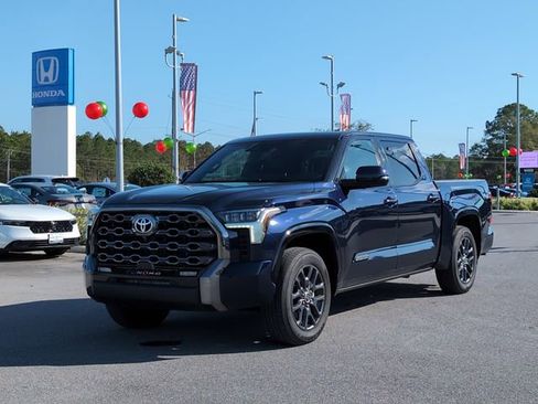 Used 2022 Toyota Tundra Platinum image 8