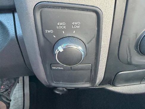 Used 2018 RAM 2500 Tradesman w/ Chrome Appearance Group AWD/4WD image 19